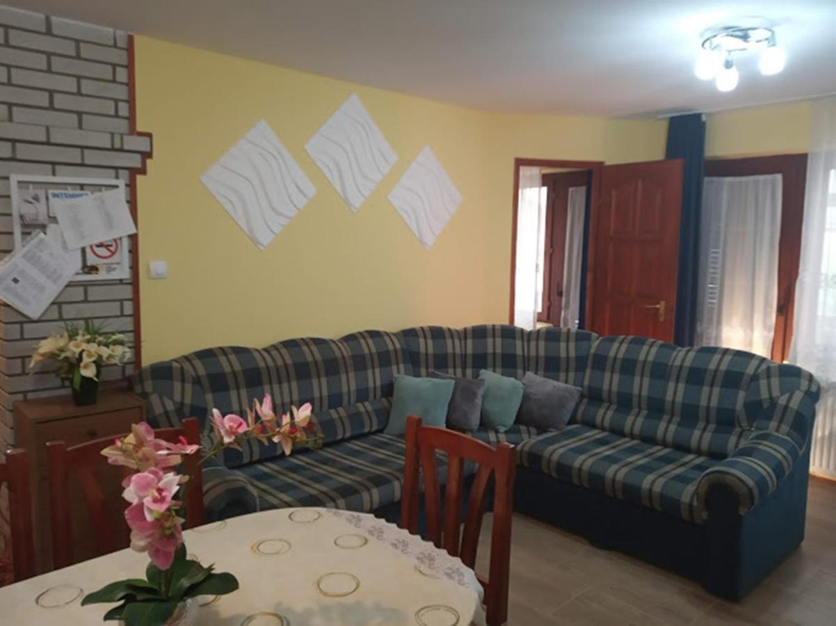 Bazsi Apartman Hajdúszoboszló Eksteriør bilde