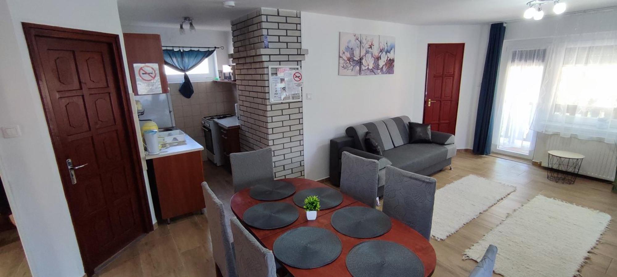 Bazsi Apartman Hajdúszoboszló Eksteriør bilde